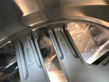 Load image into Gallery viewer, MERCEDES ML63 2009 2010 2011 21" FACTORY ORIGINAL AMG WHEEL RIM