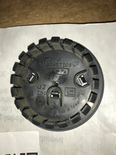 Load image into Gallery viewer, Cadillac DTS, SRX, CTS, ATS wheel Center Caps 9597375