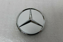 Load image into Gallery viewer, GENUINE MERCEDES-BENZ CENTER CAP A2204000125; 2204000125