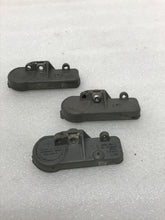 Load image into Gallery viewer, SET OF 3 TPMS SENSOR Buick, Cadillac, Chevrolet, GMC, Pontiac 13581558 4036dbe0