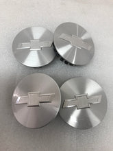 Load image into Gallery viewer, Set of 4 CHEVROLET Maschined Center cap 9595010 68mm