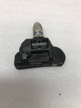Load image into Gallery viewer, Set of 4 Mercedes Benz TPMS A0009050030 e722567d