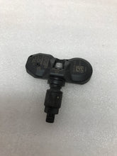 Load image into Gallery viewer, Set of 4 BMW TPMS SENSOR 433 Mhz 1061770036