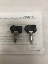 Load image into Gallery viewer, SET OF 2 Genuine OEM Hyundai TPMS 52933-3N100 a118d93f